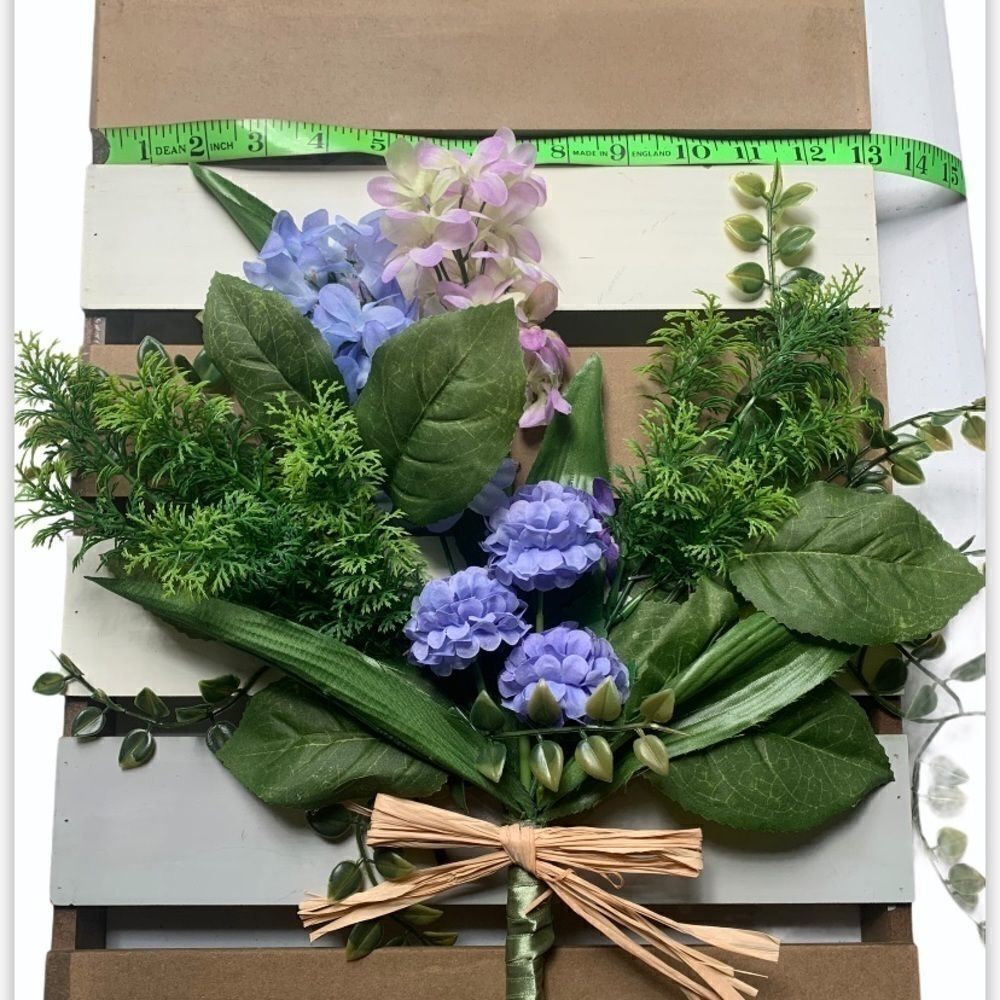Floral Wall Hanging - Picture 6 of 7